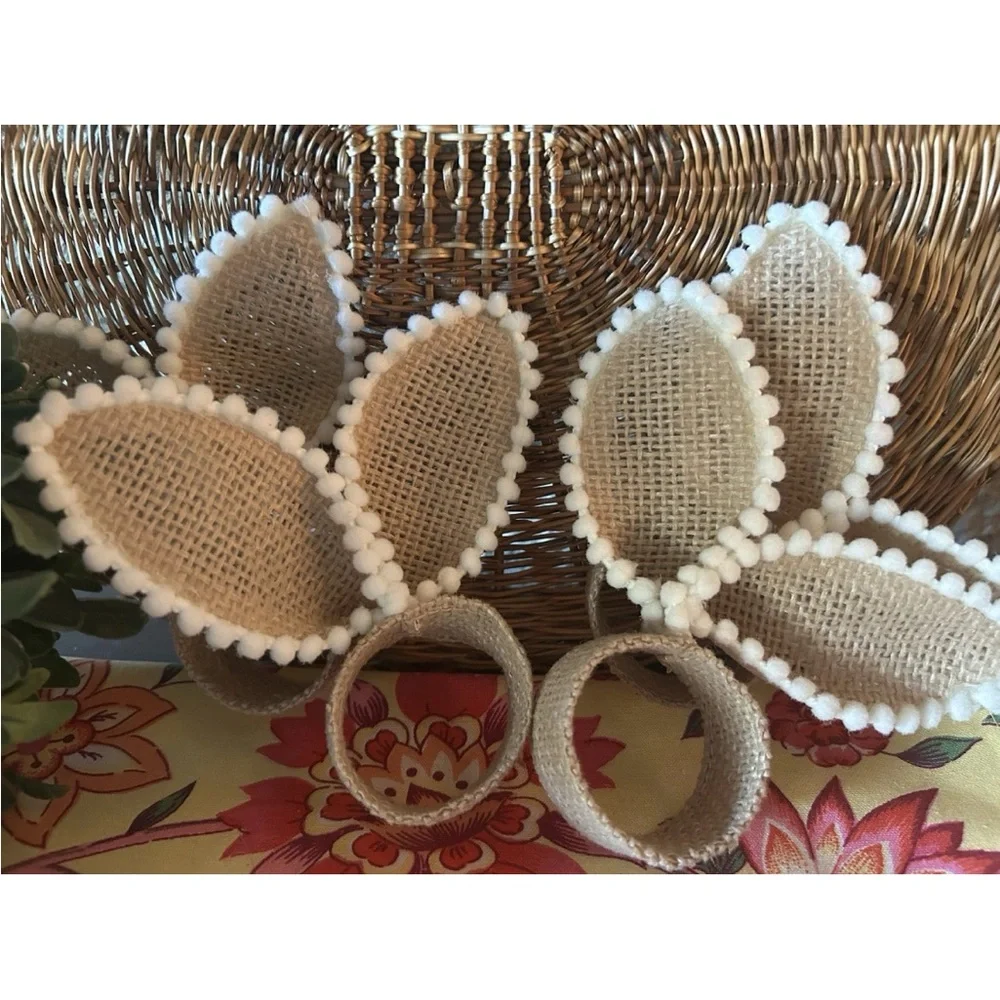 NWOT 4 Burlap Bunny Rabbit Ear Napkin Rings Tan w/ White‎ Pom Pom Fringe